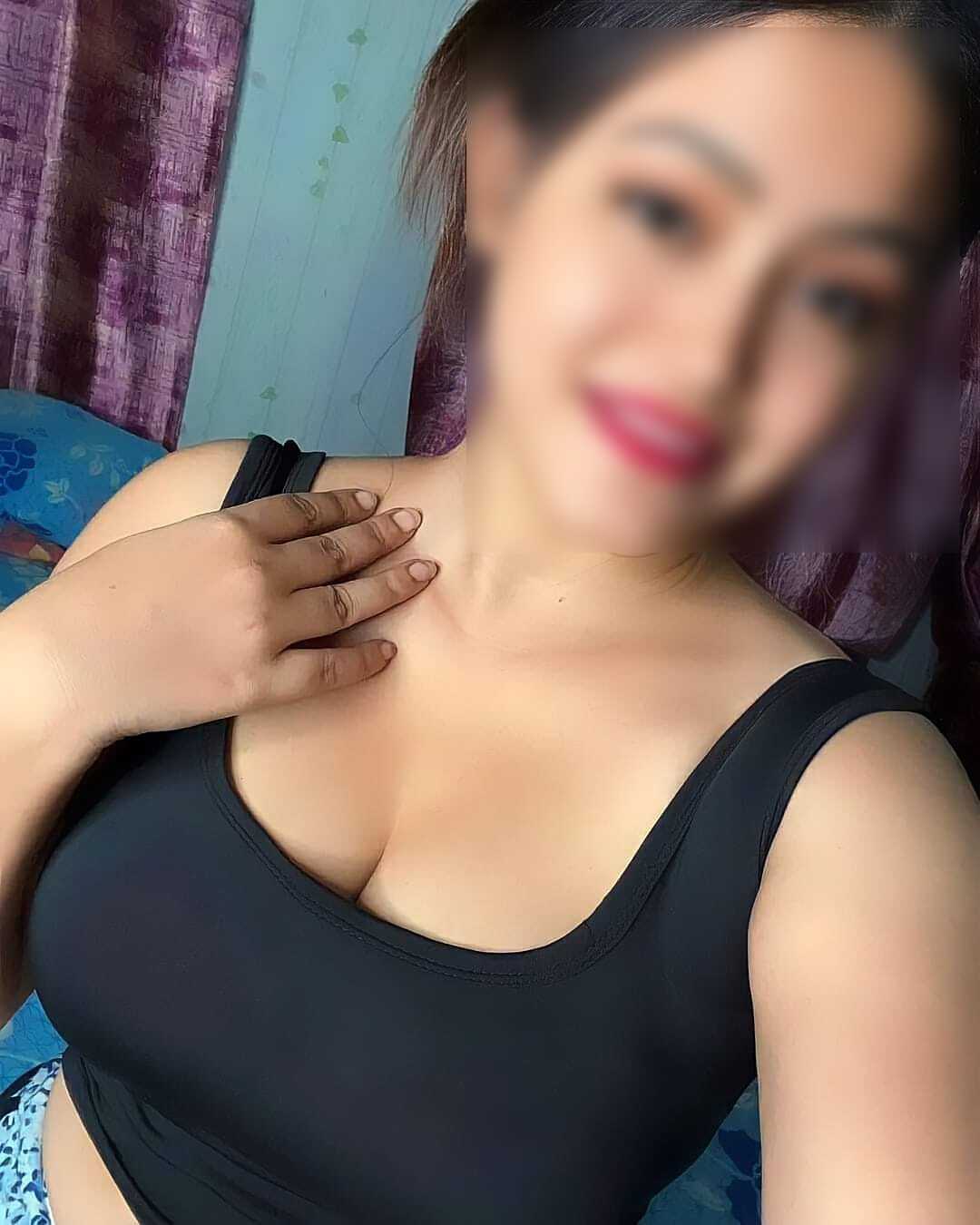 Gomti Nagar Call Girl - Jolly Masih