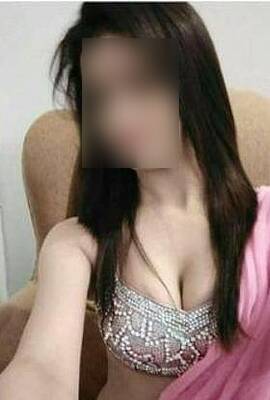 Gomti Nagar Call Girl - Liza Helen